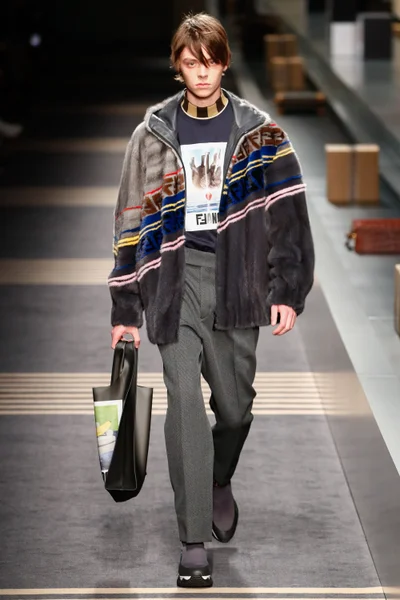 Look 54